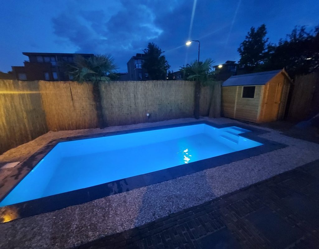 Oosterhout Zwembad Luxe