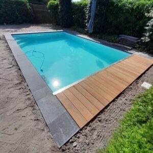 Ontdek professionele zwembad aanleg en zwembadbouw door HVD AQUA - wij leveren maatwerk ontwerpen, vakmanschap en precisie voor uw droomzwembad. Onze diensten zijn beschikbaar in Tilburg, Breda, Oisterwijk, Waalwijk, Goirle, Berkel-Enschot, Gilze en Rijen, Hilvarenbeek, Dongen, Kaatsheuvel, Moergestel, Udenhout en omliggende gebieden. Neem vandaag nog contact met ons op om uw zwembadproject te realiseren.