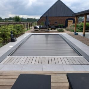 Plunge pool in Udenhout, Berkel-Enschot, Tilburg, Goirle, Hulten, Breda, Brabant en Dongen – Ontdek onze luxe plunge pools, ideaal voor verkoeling en ontspanning in de regio Tilburg. Onze compacte zwembaden zijn perfect voor kleinere tuinen en bieden een stijlvolle en verfrissende manier om te ontspannen. Met onze plunge pools kun je genieten van een hoogwaardige en elegante oplossing voor jouw buitenruimte. Perfect voor het Brabantse klimaat en aangepast aan de wensen van bewoners in Udenhout, Berkel-Enschot, Tilburg, Goirle, Hulten, Breda en Dongen. Ervaar ultiem comfort en stijl met onze op maat gemaakte plunge pools.